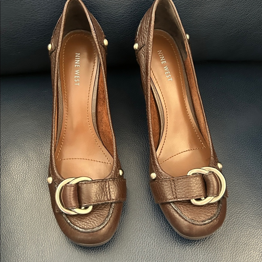 Nine West women’s  brown 3” heels 9.5